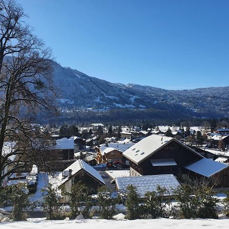 Plein Soleil Modern 3 Bedroom Apartment With Stunning Mountain Views سامووه المظهر الخارجي الصورة