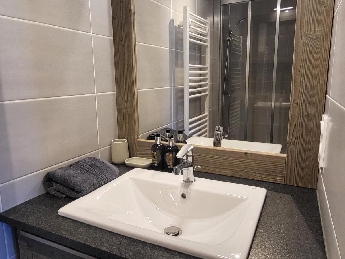 Plein Soleil Modern 3 Bedroom Apartment With Stunning Mountain Views سامووه المظهر الخارجي الصورة